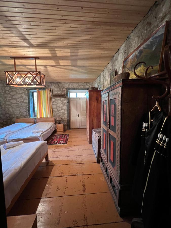 Mushkudiani Manor Hotell Mestia Eksteriør bilde