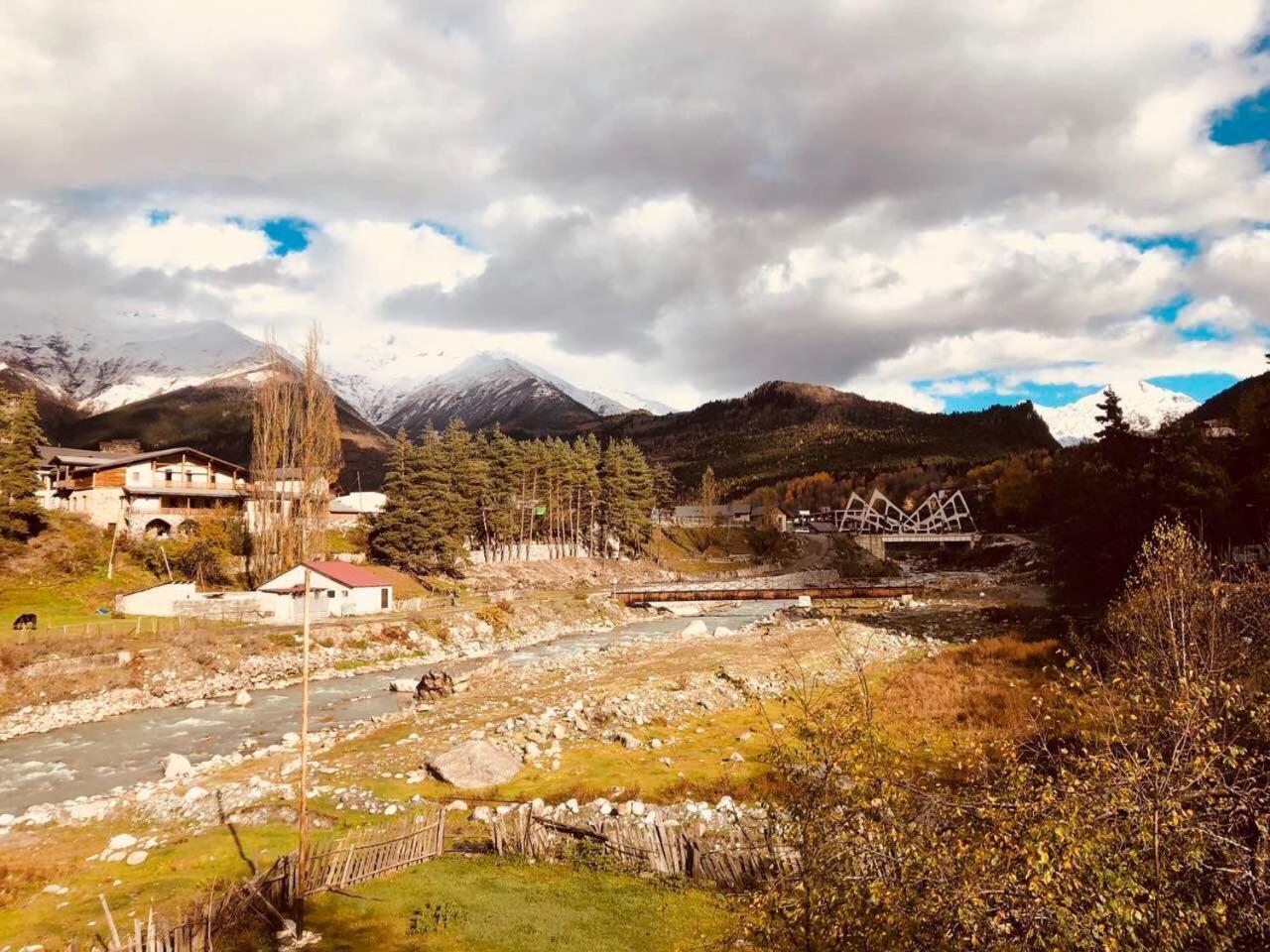 Mushkudiani Manor Hotell Mestia Eksteriør bilde